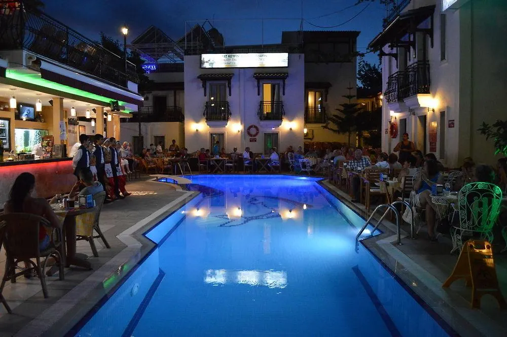 Istankoy Butik Pansiyon Bodrum Maison d'hôtes